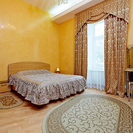 Apartment Deribasovskaya With Jacuzzi โอเดสซา ภายนอก รูปภาพ