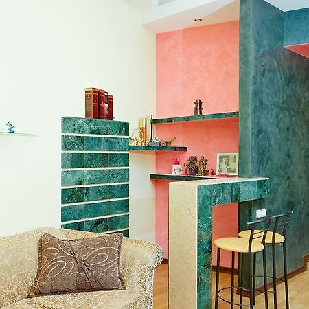 Apartment Deribasovskaya With Jacuzzi โอเดสซา ภายนอก รูปภาพ